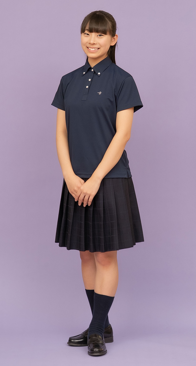 高校 制服 ポロシャツの写真