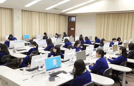 Online Speaking Trainingの授業風景